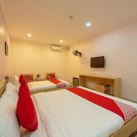 Capital O 417 Truong Son Hotel Hanoï Extérieur photo
