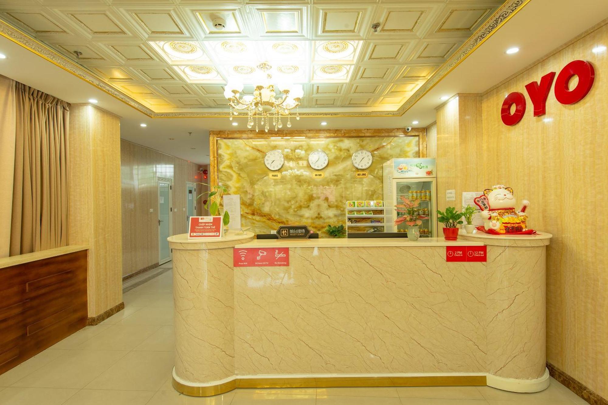 Capital O 417 Truong Son Hotel Hanoï Extérieur photo