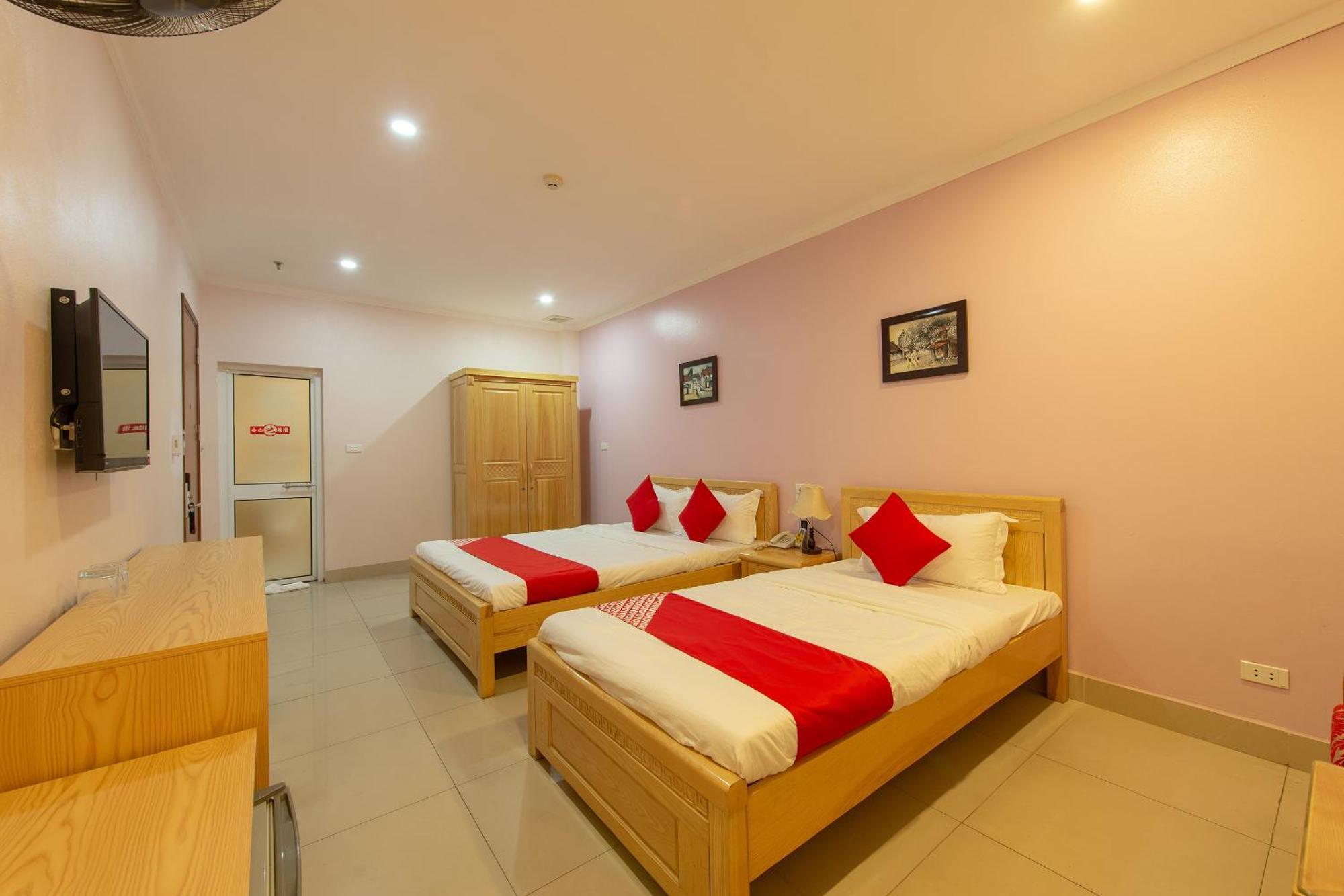Capital O 417 Truong Son Hotel Hanoï Extérieur photo