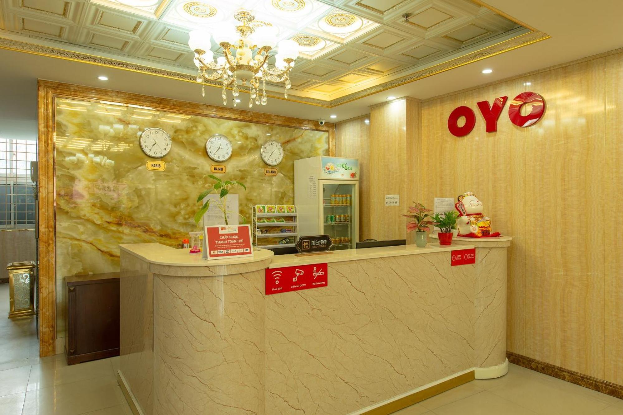 Capital O 417 Truong Son Hotel Hanoï Extérieur photo